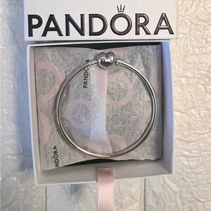 Pandora Moments Heart Clasp Bangle Sterling Silver NWOT